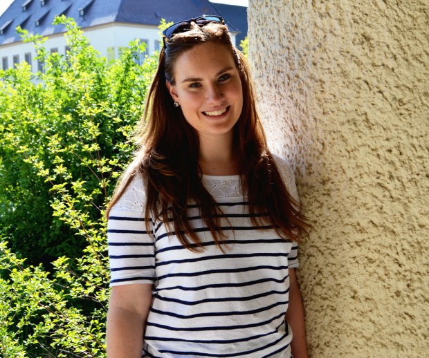 When Anna Fashion Streifenshirt, Jeans, High Heels 1