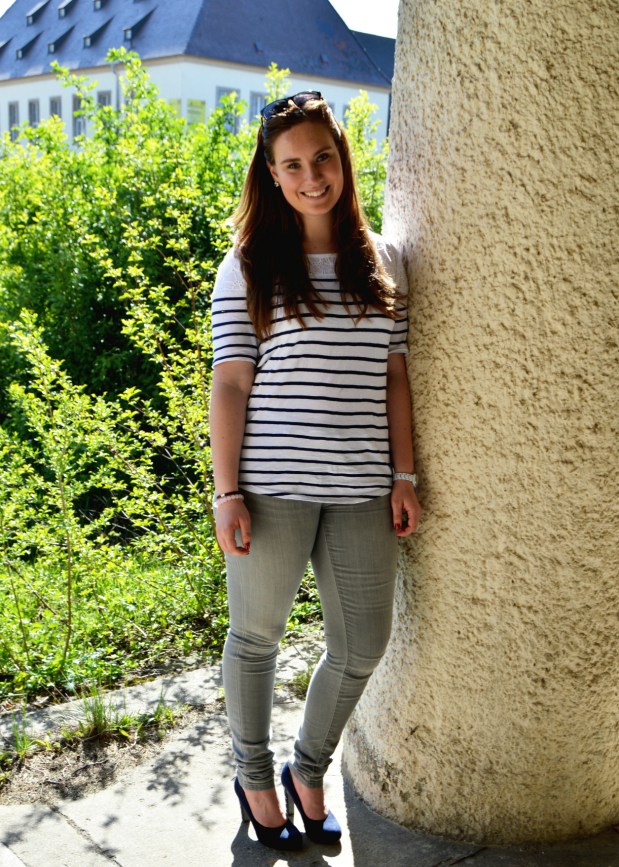 When Anna Fashion Streifenshirt, Jeans, High Heels 2