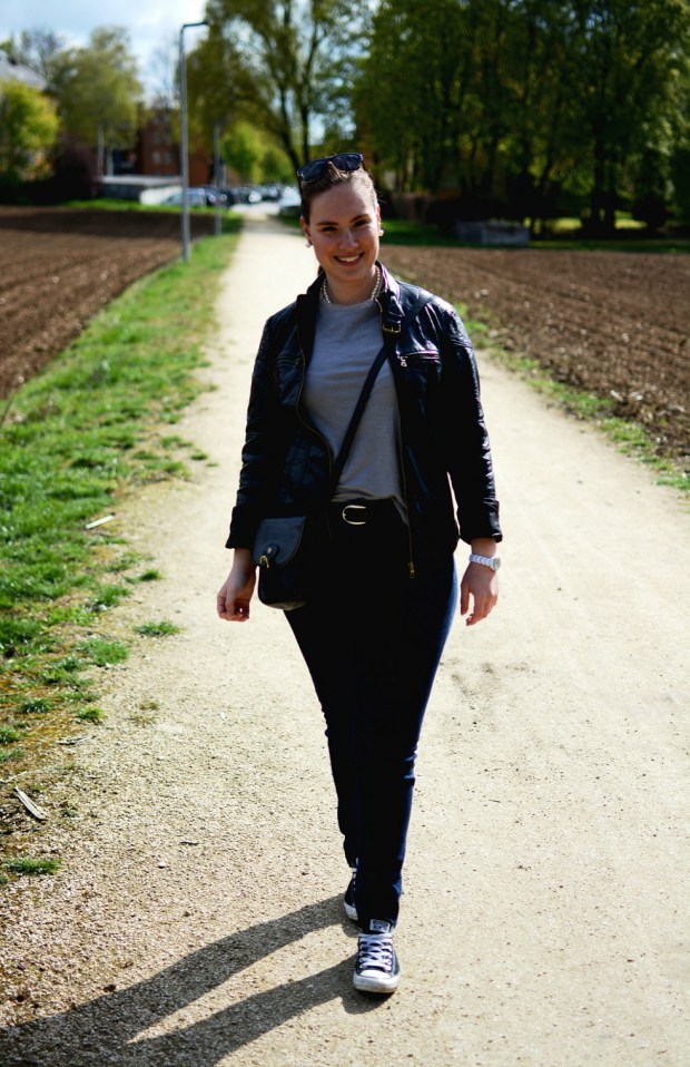 When Anna Back to Basic 4