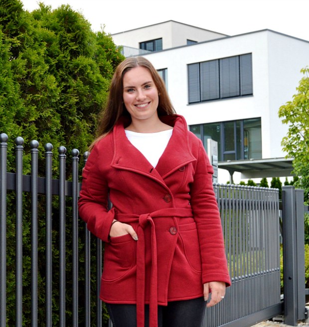 When Anna Red Coat by Danielski 2