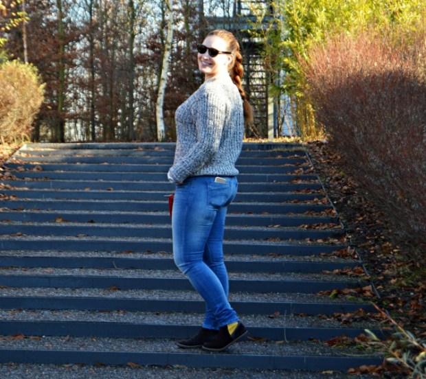 when-anna-cozy-sweater-2